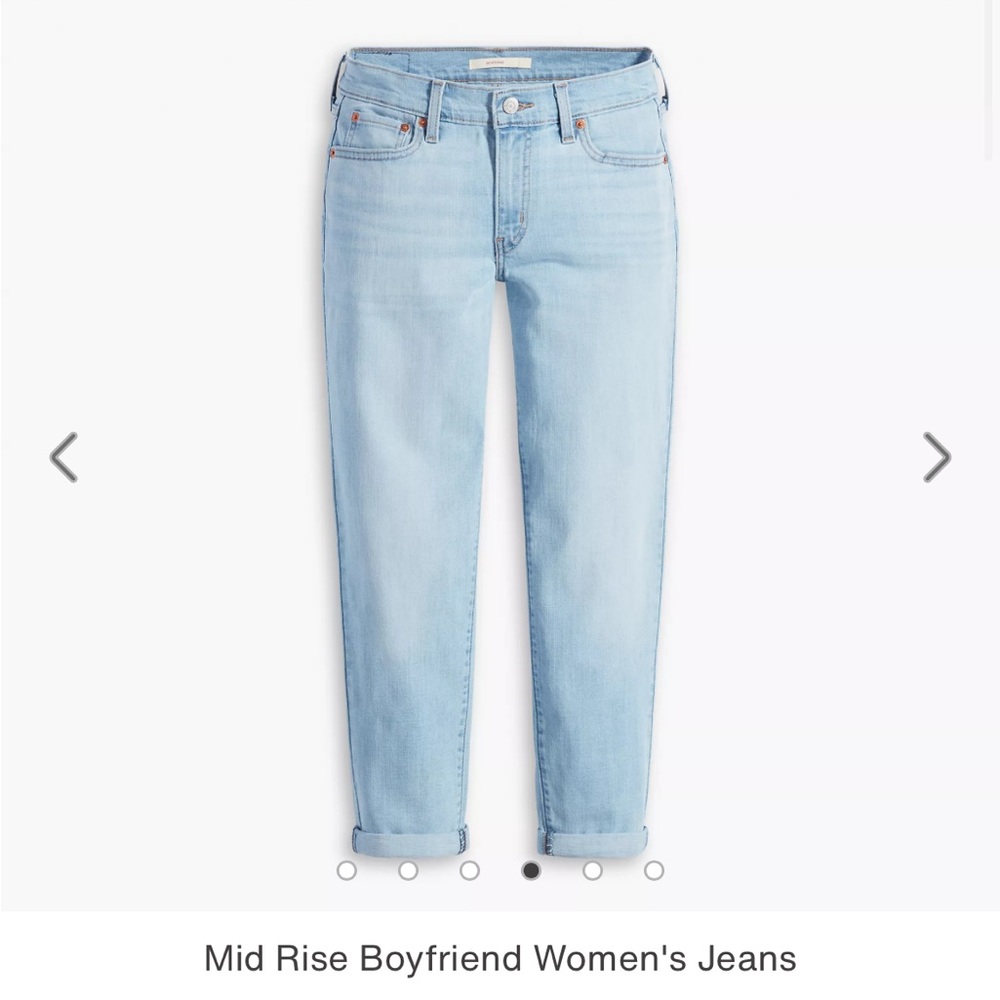Levi’s midrise boyfriend jeans - size 30